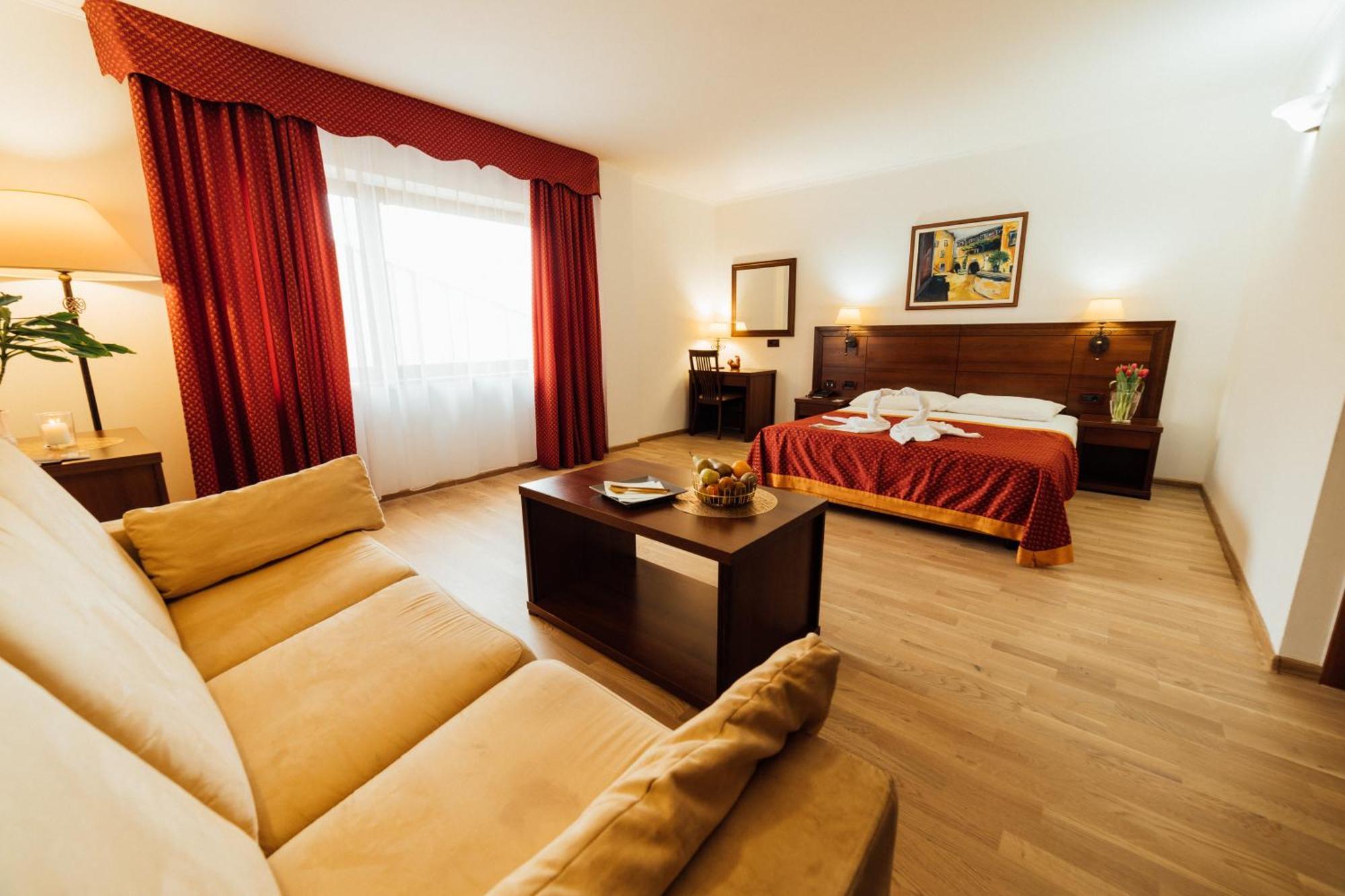 Hotel Picok Ðurđevac Extérieur photo