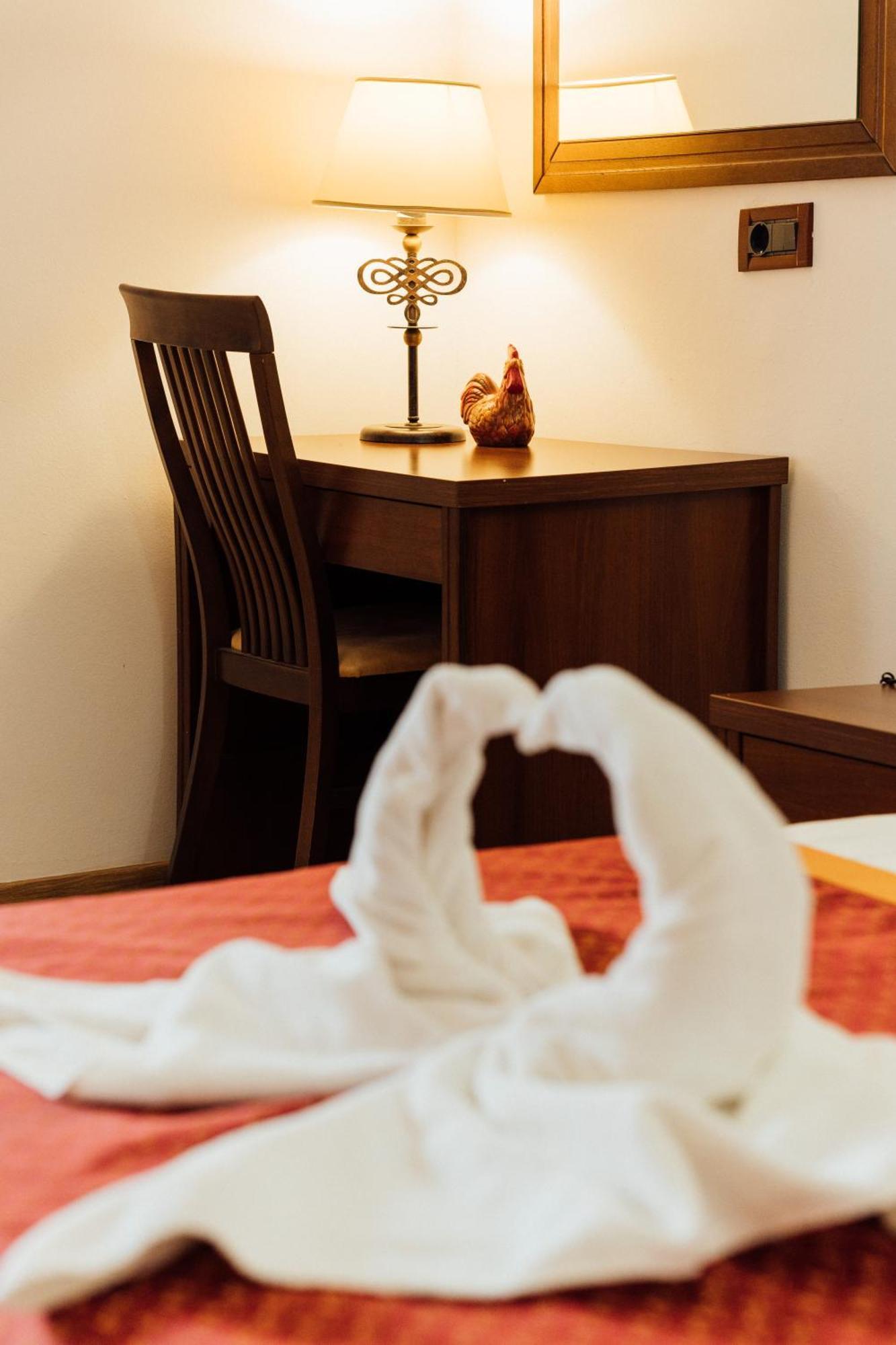 Hotel Picok Ðurđevac Extérieur photo