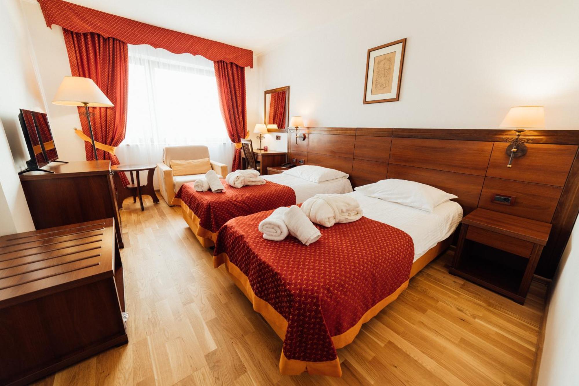 Hotel Picok Ðurđevac Extérieur photo