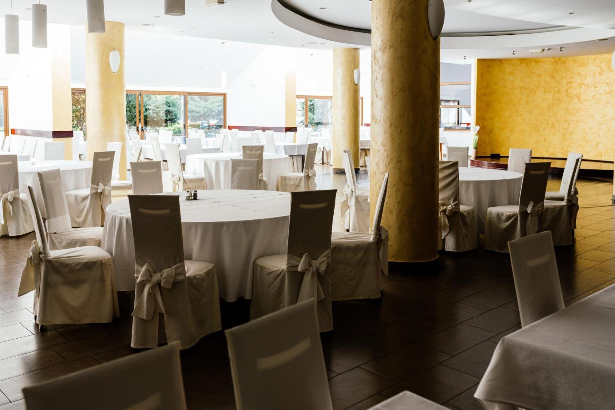 Hotel Picok Ðurđevac Extérieur photo